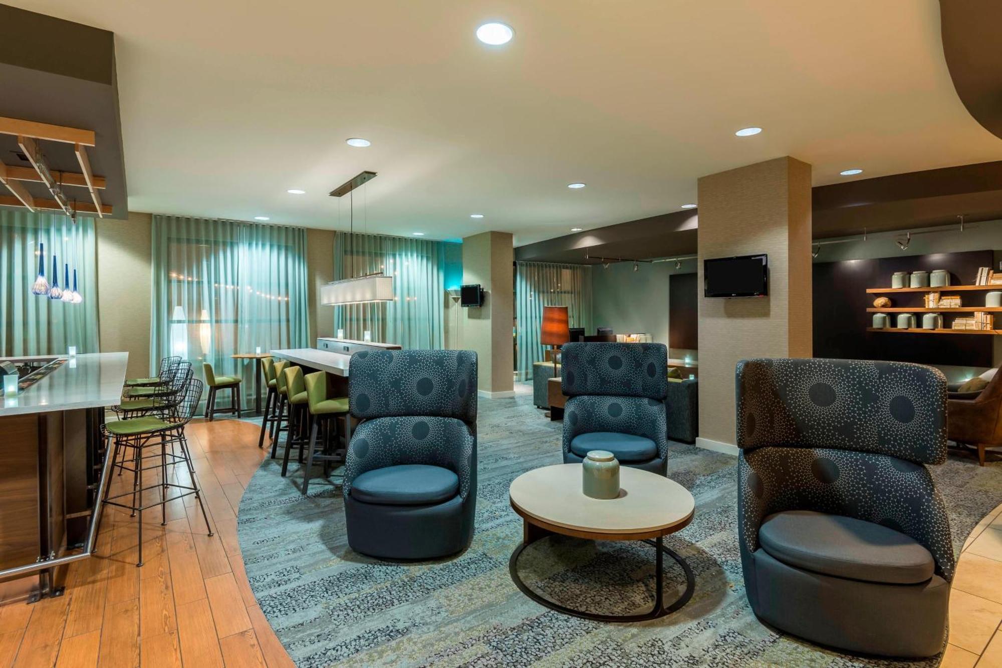 Courtyard By Marriott Chattanooga Downtown Exterior foto